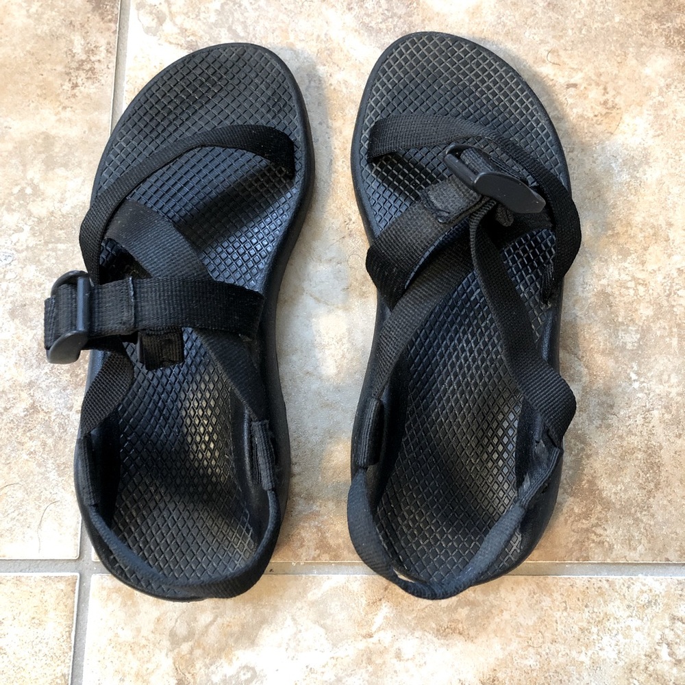 Chaco Black Z1 Classic Sandals Size 7